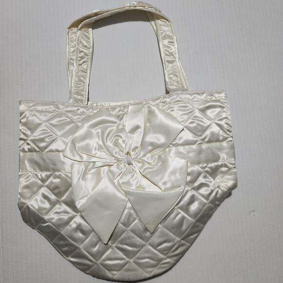 NaRaYa Quilted Bow Tote Bags (2) Cream Color Perfect for Your Wedding Day New - Picture 7 of 8
